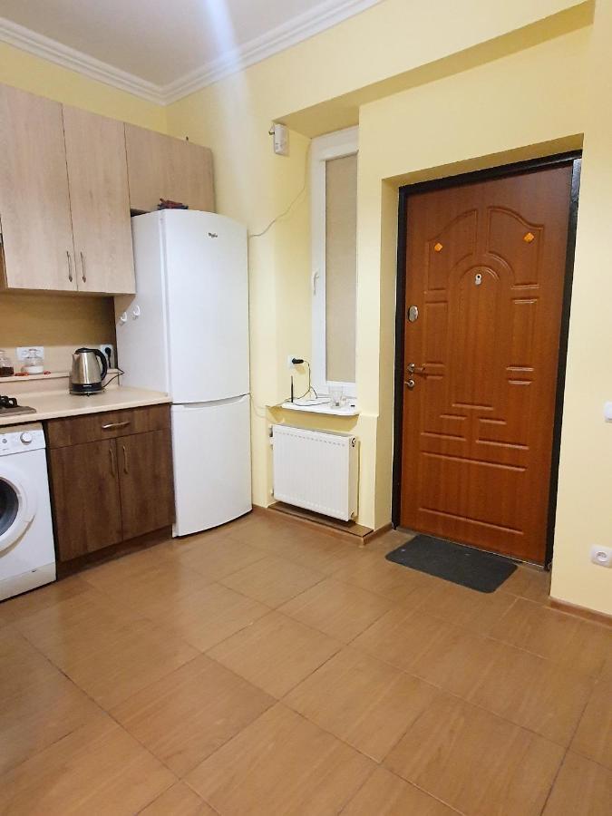 Homey Apartment On Vicheva Str. Lviv Luaran gambar
